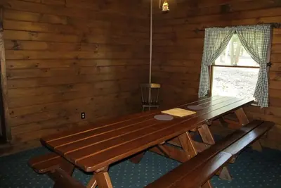 Image de Large, Pet-Friendly Cabin Rental for Amazing Family or Group Glamping near Cook Forest, Pa