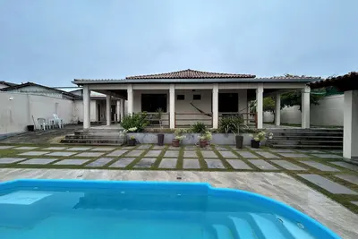 Image de Excellent 5-bedroom house with pool in the center of Prado!