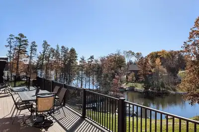 Image de New! Peaceful Lakefront Cabin in the Catskills