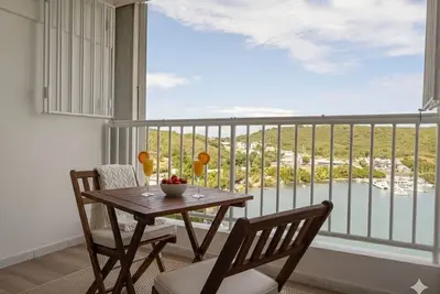 Image de Marina Views & Island Adventures: Condo with Pool