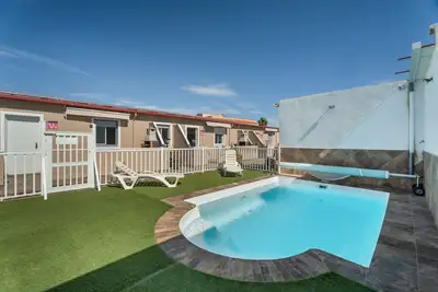 Image de Appartement de vacances '4 Apartamentos Omanai Tenerife Sur' avec terrasse privée et Wi-Fi