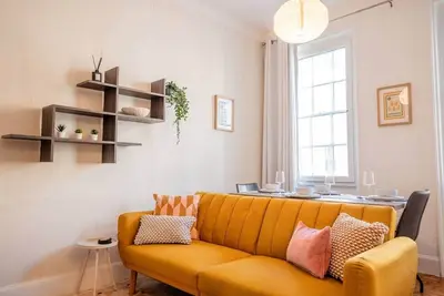 Image de City Centre Gem | 2-Bed Apartment