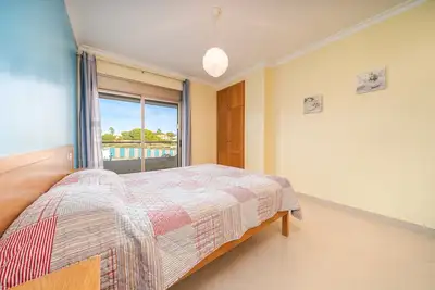 Image de Appartement T1 Vue Jardin -2 1er étage avec Piscine Partagée, Wi-Fi et Climatisation