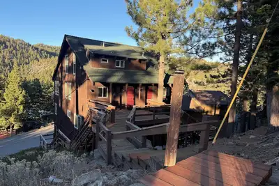 Image de Winter BaseCamp 4bd 3. 5ba Dog Friendly