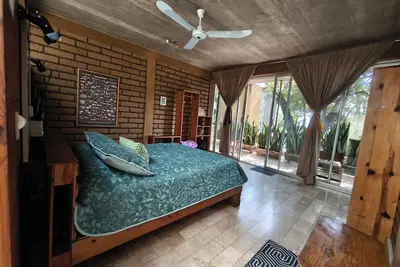 Image de Casa Santi · A Nature Retreat by the River in Santiago Tepetlapa, near Tepoztlán