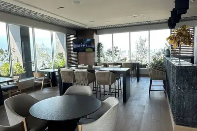 Image de Modern apartment with view of Santa Lucia, Mty.