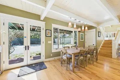 Image de Fabulous 4-bedroom house in Salyer