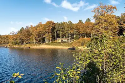 Image de Magnifique maison à Bolmsö avec vue sur le lac