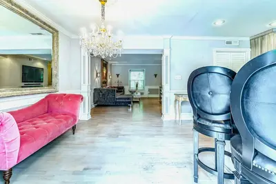 Image de Spacious 3br/2ba Fully Furnished Retreat in Quiet, Central Buckhead