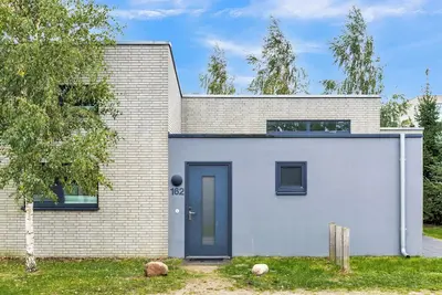 Image de Wolkenfrei (286) by Interhome