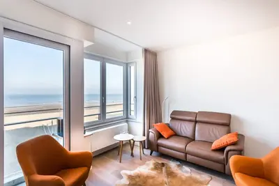 Image de Appartement de luxe avec vue frontale sur mer