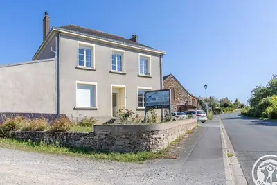 Image de Gîte familial pour 8 pers. à Saint Aubin de Luigné