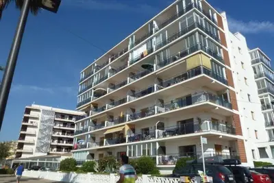 Image de Appartement bord de mer 6 personnes avec parking à Roses