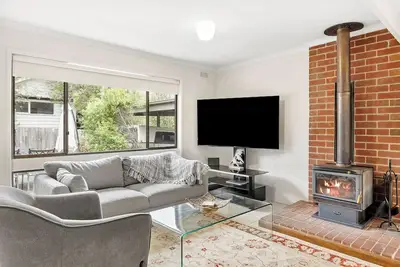 Image de A great family home that’s ideally located in this great Portsea enclave.