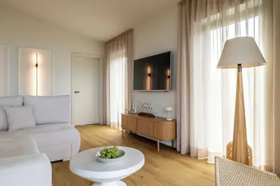 Image de Nordic Zen 2br Beach House • Bali-Inspired Calm