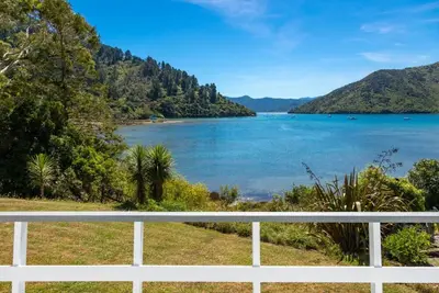 Image de Waterfront Marlborough Sounds Retreat 10min drive from Picton