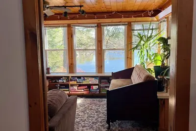 Image de Nature Lovers Waterfront Retreat on Winnekeag Lake. Cozy Year-Round Escape.