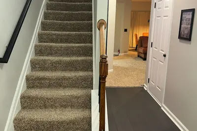 Image de Trendy Atlanta Inspired 3 bedroom townhome conveniently located near the airport