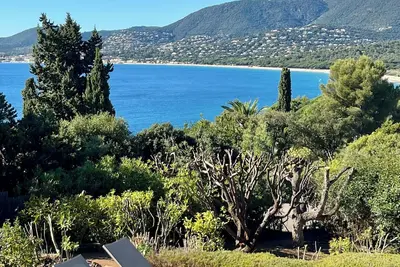 Image de Villa Doufer, vue mer exceptionnelle, plage à 100m, 8 personnes.