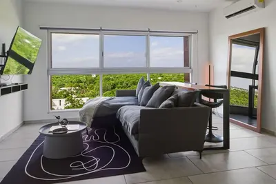 Image de Charming 2-bedroom apartment with amazing views at the heart of Cancun.