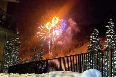 Image de Ski-in/ski-out unit 1027 for 4 people @Snowbird for New Year's week, 12/27-1/3