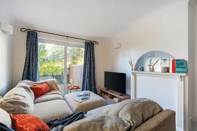 Image de 2-Bed Ashford Maisonette