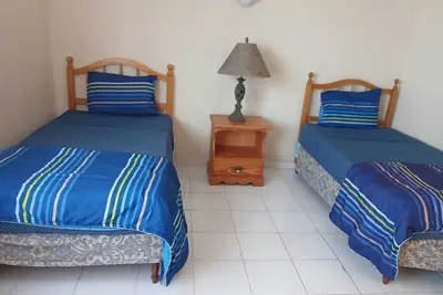 Image de 2-bedroom villa 332e on the golf course in marvelous Jolly Harbour Ac throughout