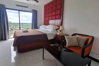 Image de A spacious Studio apartment / condo near Clark Airport angeles city pampanga