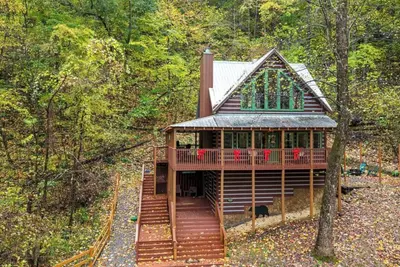 Image de Private Vacation Getaway! True Log Cabin!