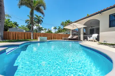 Image de \" A peaceful tropical escape\" Home in Hollywood, Fl