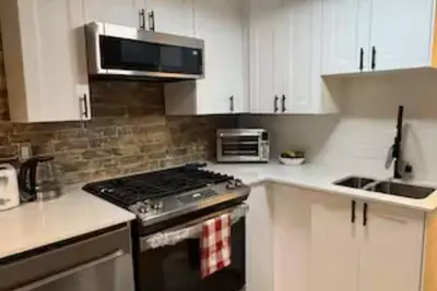 Image de Charming Downtown 3br Combo Room