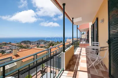 Casa do Pico by Galmi