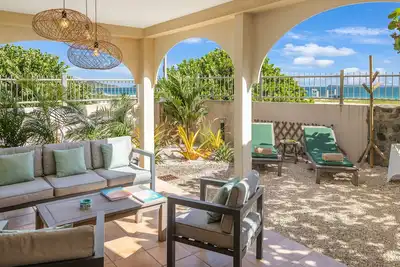 Image de Orient Bay \"Paolina Beach\" Sur la plage, Très Grand 2ch avec terrasse et jardin