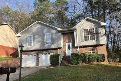 Image de Furnished 4br | Insurance, Ale & Corporate Stays | Quiet & Comfortable