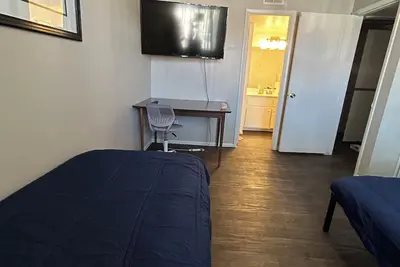 Superb 2-bedroom condo sleeps 4