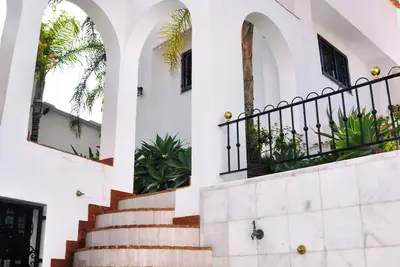 Image de Andalusian Villa with moroccan touch and pool