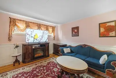Image de Historic Littleton Getaway | Pet-Friendly Stay