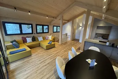 Image de Superior Chalet # 31 with Sauna & Hot Tub