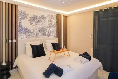 Image de L'escapade Indigo - Balnéo - Sauna