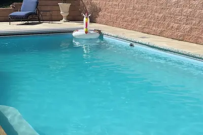 Image de Greenway Getaway~Charming 3-bedroom, 3 Ba home in the heart of Jackson, Missouri