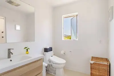 Image de Oakland Hills Modern 3br, 2 Bath – Great Location