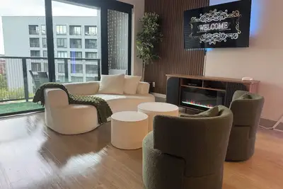 Image de Luxury condo in West-Midtown Atlanta