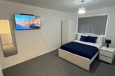 Image de 3 Bedroom house with new kitchen and Bathroom