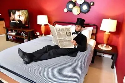 Image de Roof Top Townhouse in Tremont, Near Downtown!