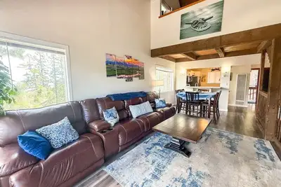 Image de Lake Tahoe Lodge Sleeps 8 Dogs Ok