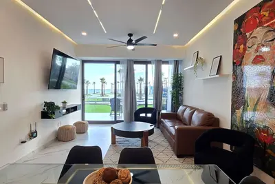 Image de Encantame Soleil |1st floor lock off 1br sleeps4