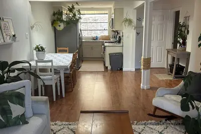 Image de Spacious 2-bedroom home in a peaceful neighborhood