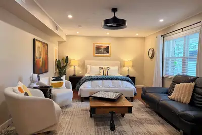 Image de Vista Vibes • Upscale Escape · Lake Dora