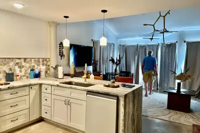 Image de One - Too - Suite, Saint George Island, Beach Townhome