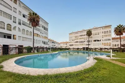 Image de Appartement confortable avec piscine à El Portil
